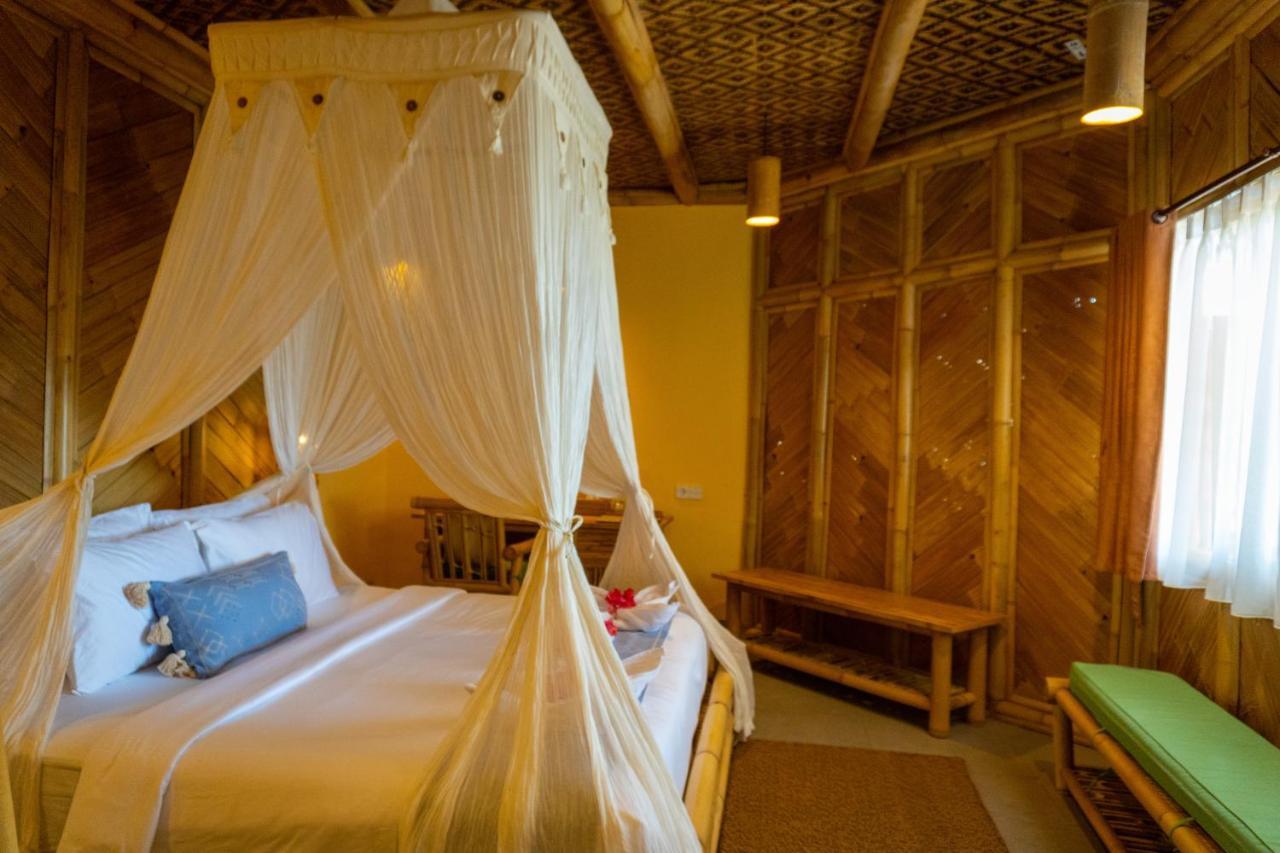 Hotel Elang Hillside Bamboo Labuan Bajo