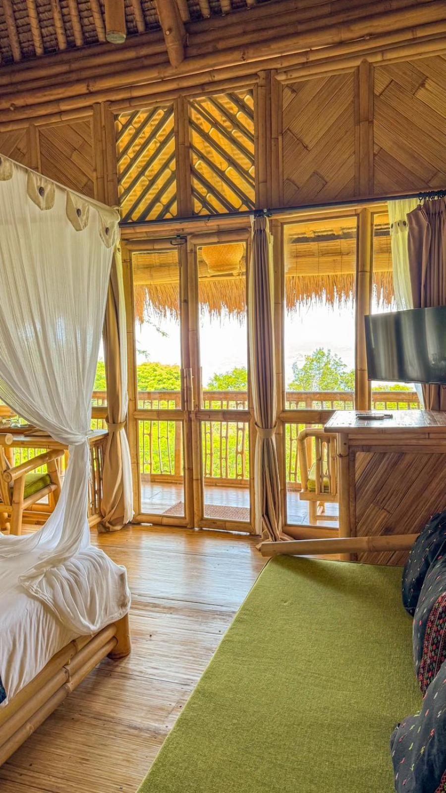 Elang Hillside Bamboo Hotel Labuan Bajo
